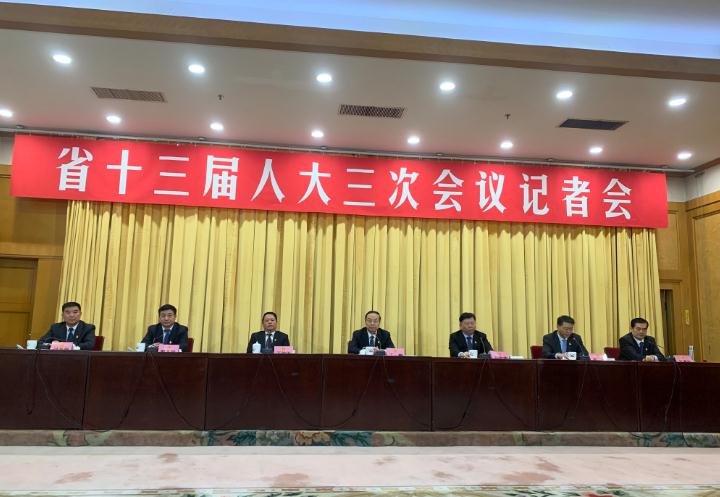記者會(huì)丨我省還有35萬貧困人口，這些縣注意了，要“掛牌督